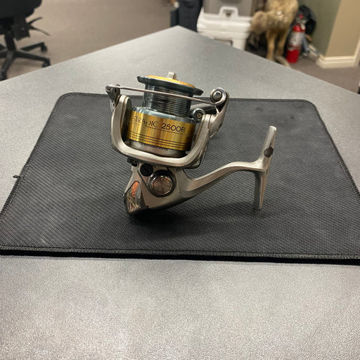 buy used shimano stradic reel 19 FL C3000XG : Sports & Outdoors The spinning reel Stradic FM from the brand Shimano fishing is a versatile reel that offers exceptional performance as well as a combination of robustness Shimano Stradic Ci4 3000 for